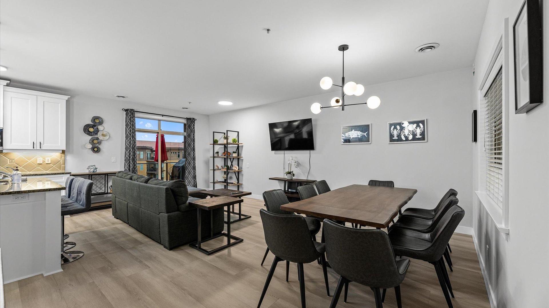 









4034


Pritchard

Drive, 5403,
West Kelowna,




BC
V4T 3E4

