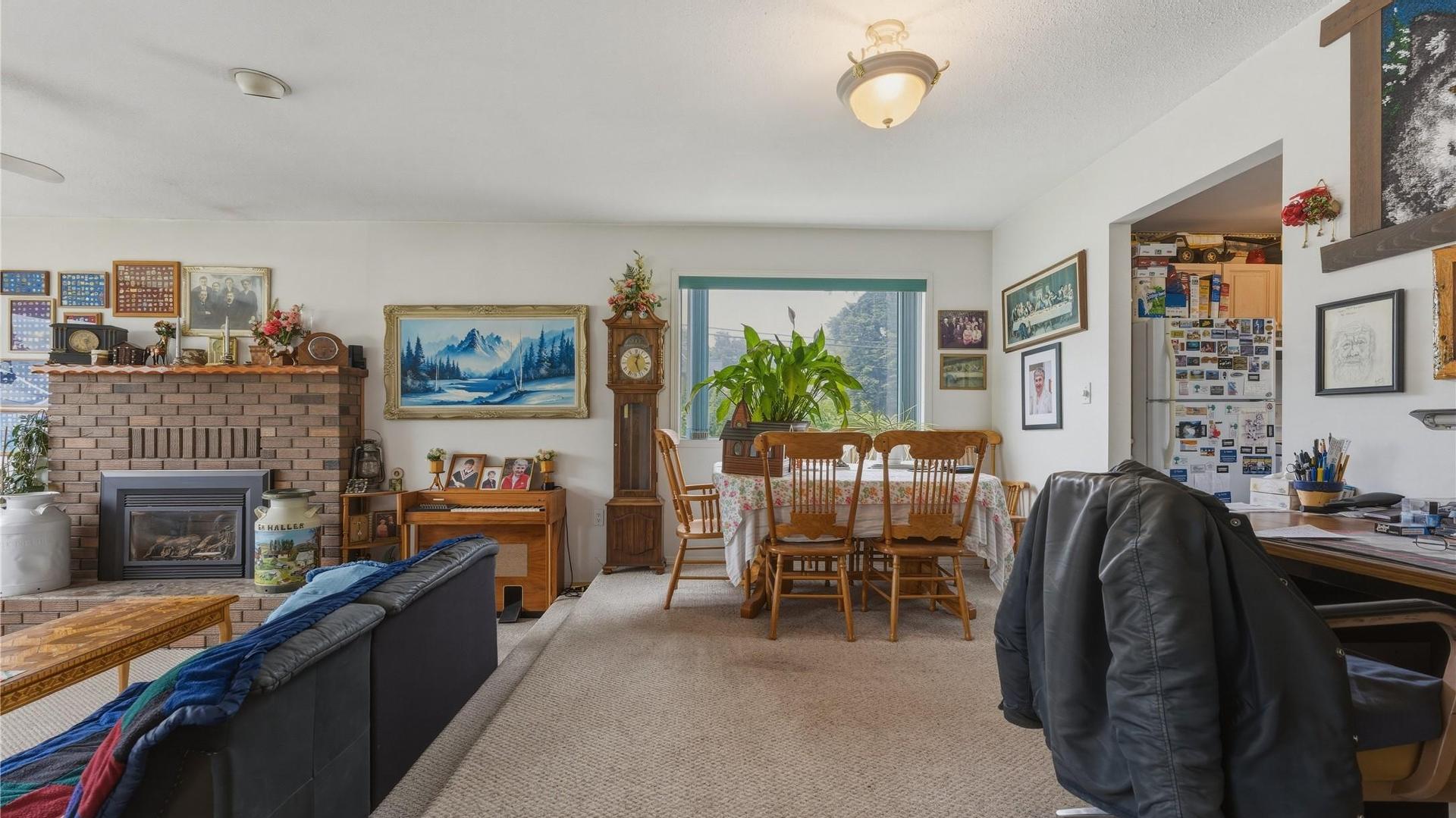 









2810


Okanagan

Street,
Armstrong,




BC
V4X 0A8

