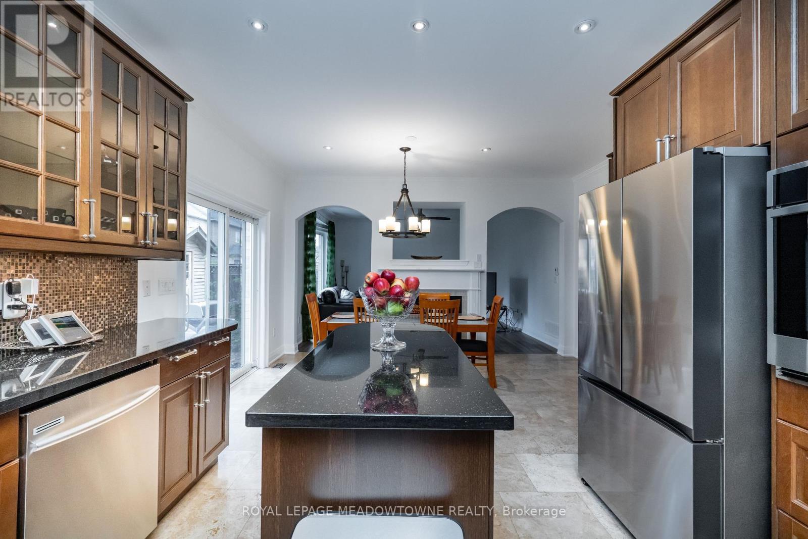 












26 EMPEROR DRIVE

,
Brampton,




Ontario
L6P1X5


