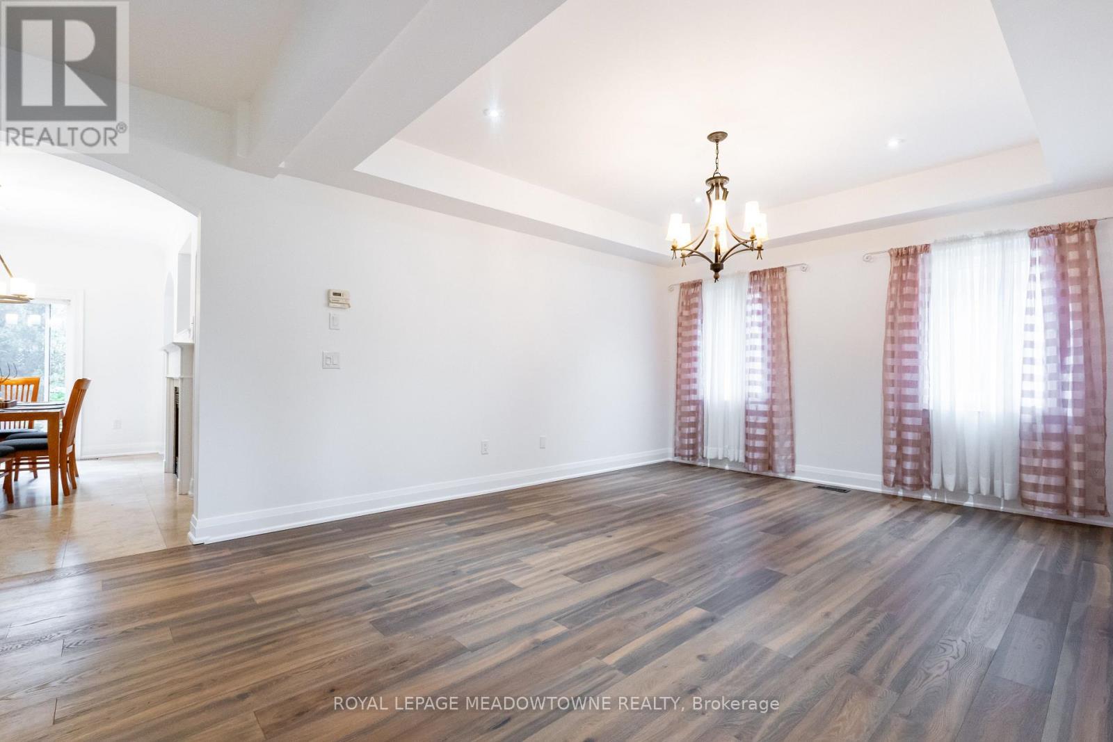 












26 EMPEROR DRIVE

,
Brampton,




Ontario
L6P1X5

