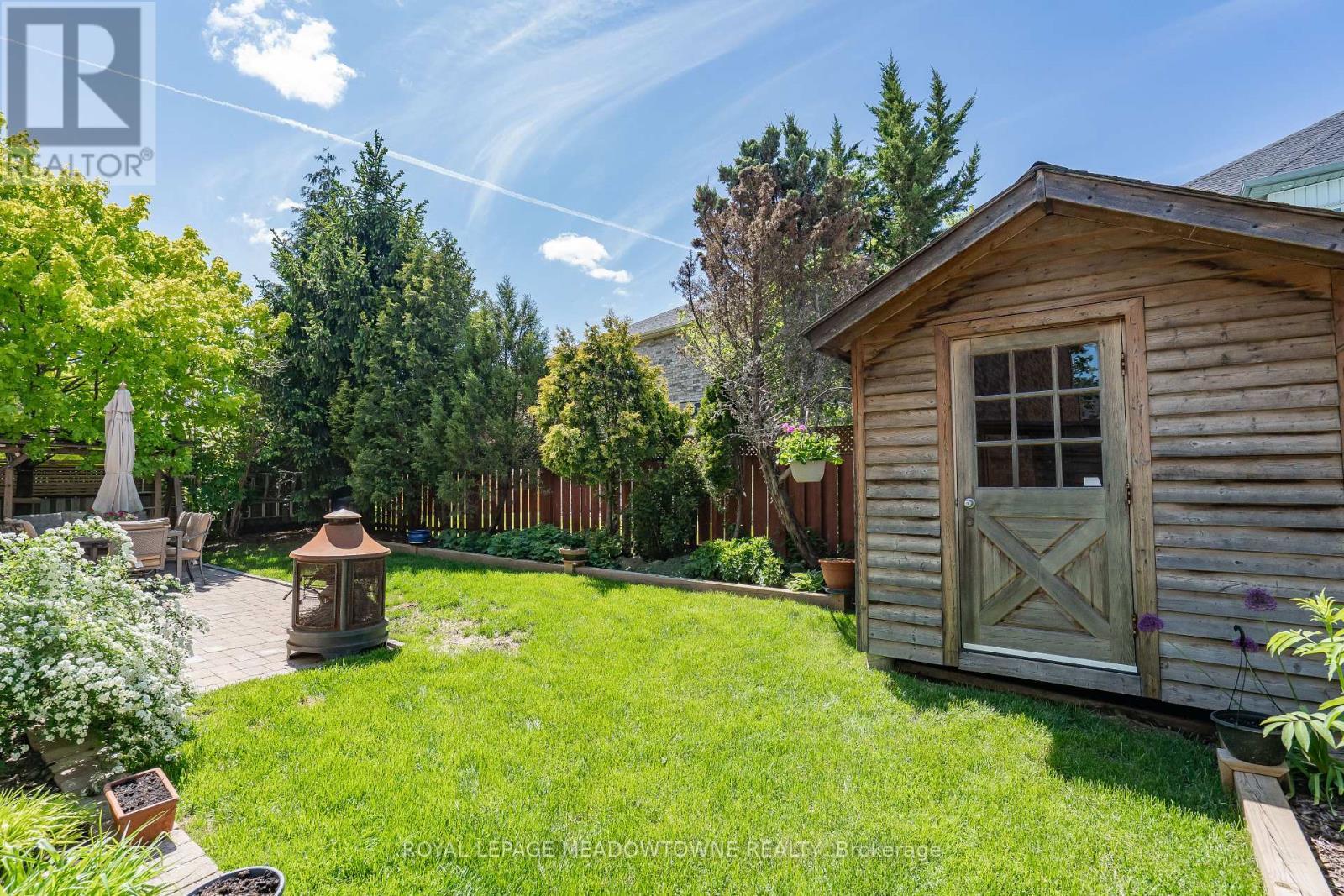 












26 EMPEROR DRIVE

,
Brampton,




Ontario
L6P1X5

