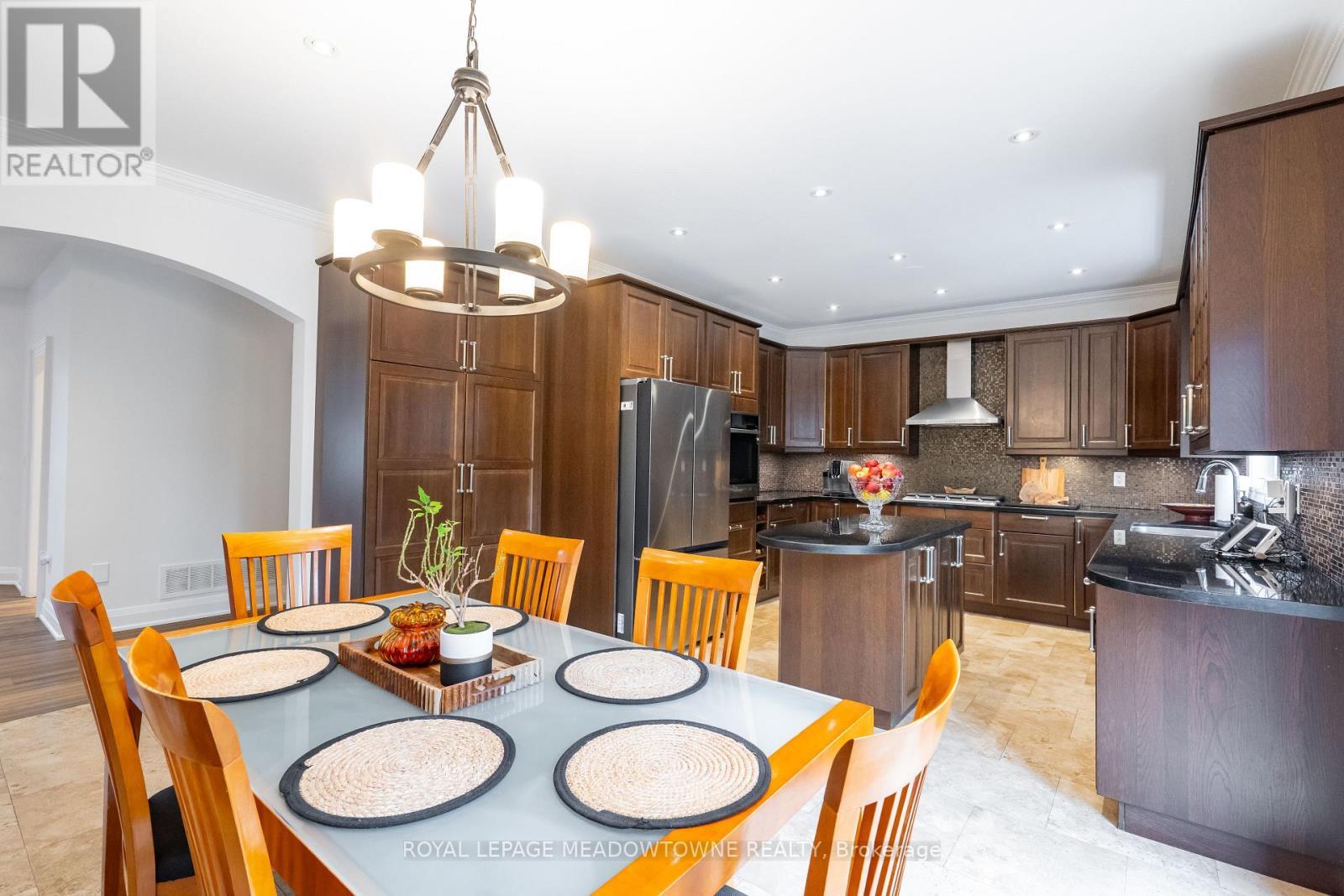 












26 EMPEROR DRIVE

,
Brampton,




Ontario
L6P1X5

