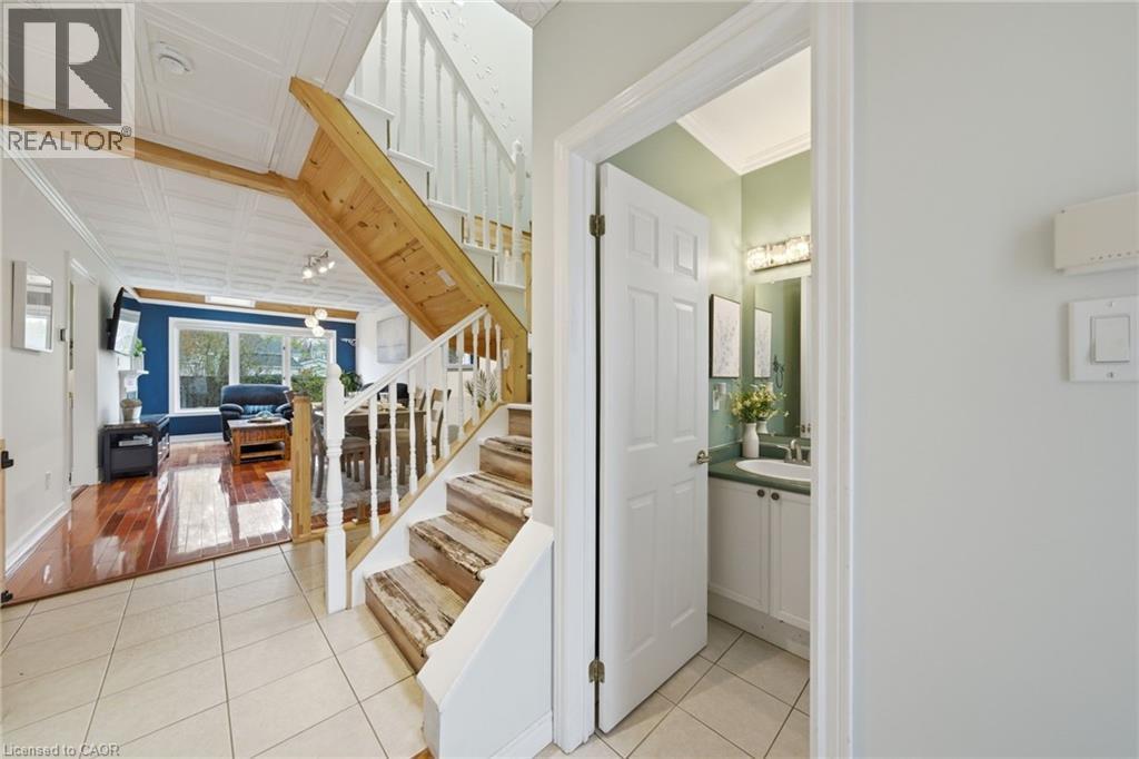 












11 TOMAHAWK Drive

,
Grimsby,




Ontario
L3M5G4

