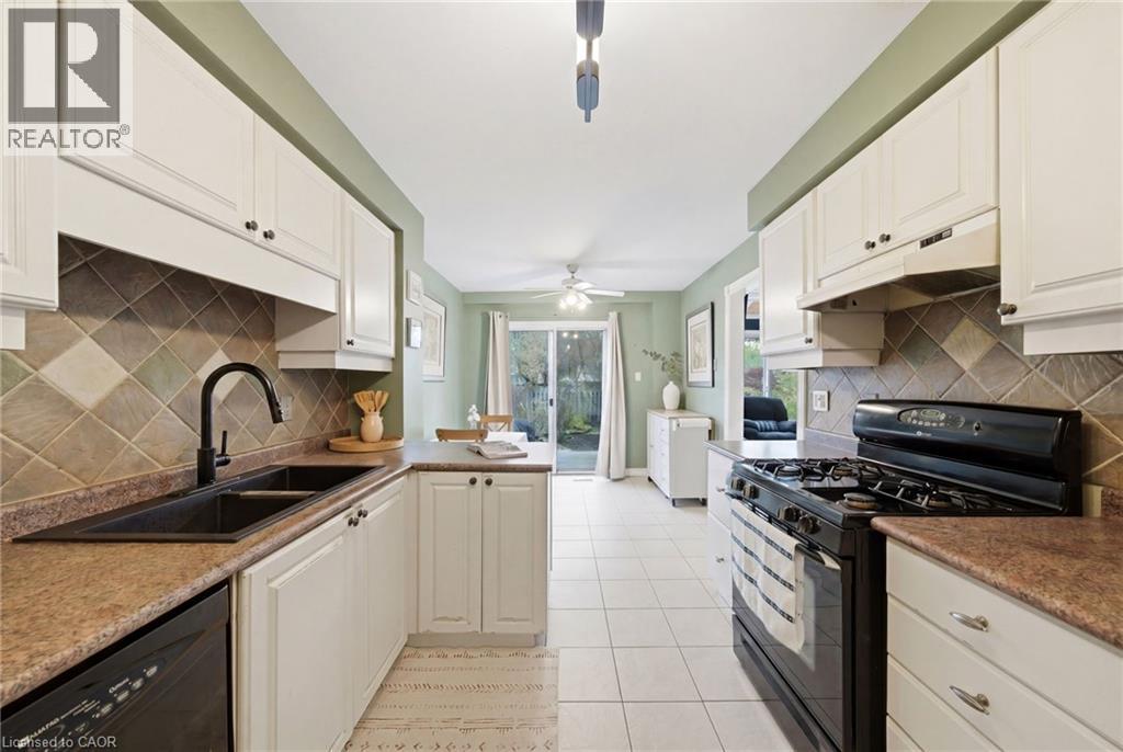












11 TOMAHAWK Drive

,
Grimsby,




Ontario
L3M5G4

