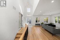 Foyer / Sitting Room