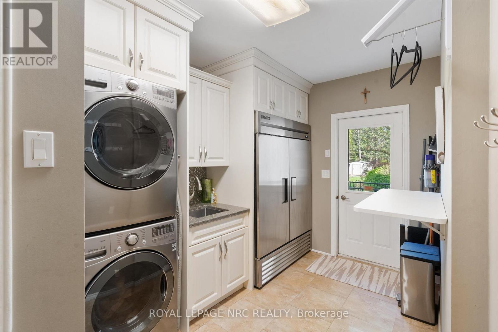 












1629 PELHAM STREET N

,
Pelham (Fonthill),




Ontario
L3E0K2

