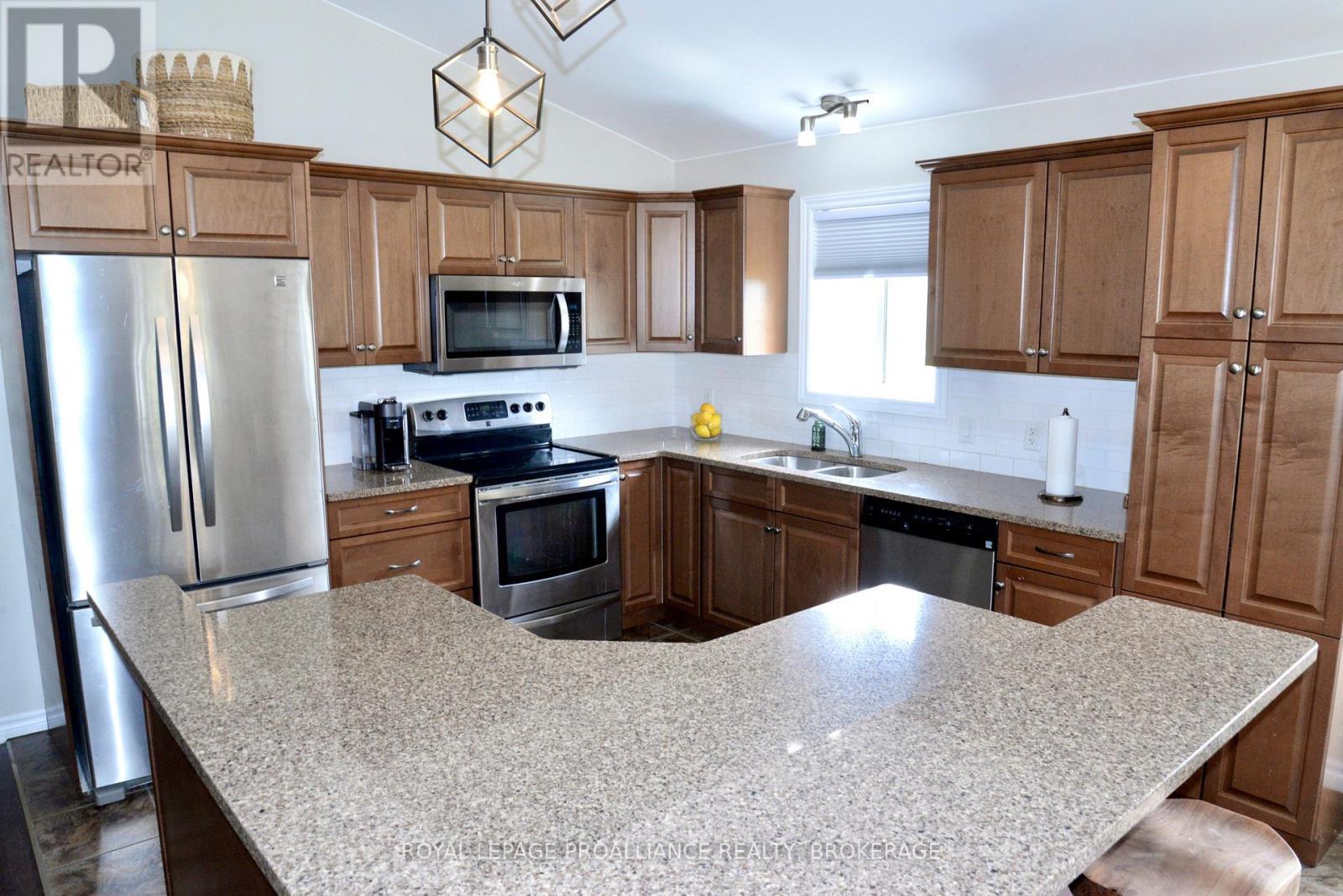 












4153 MANGAN BOULEVARD

,
Kingston (City North of 401),




Ontario
K0H2N0

