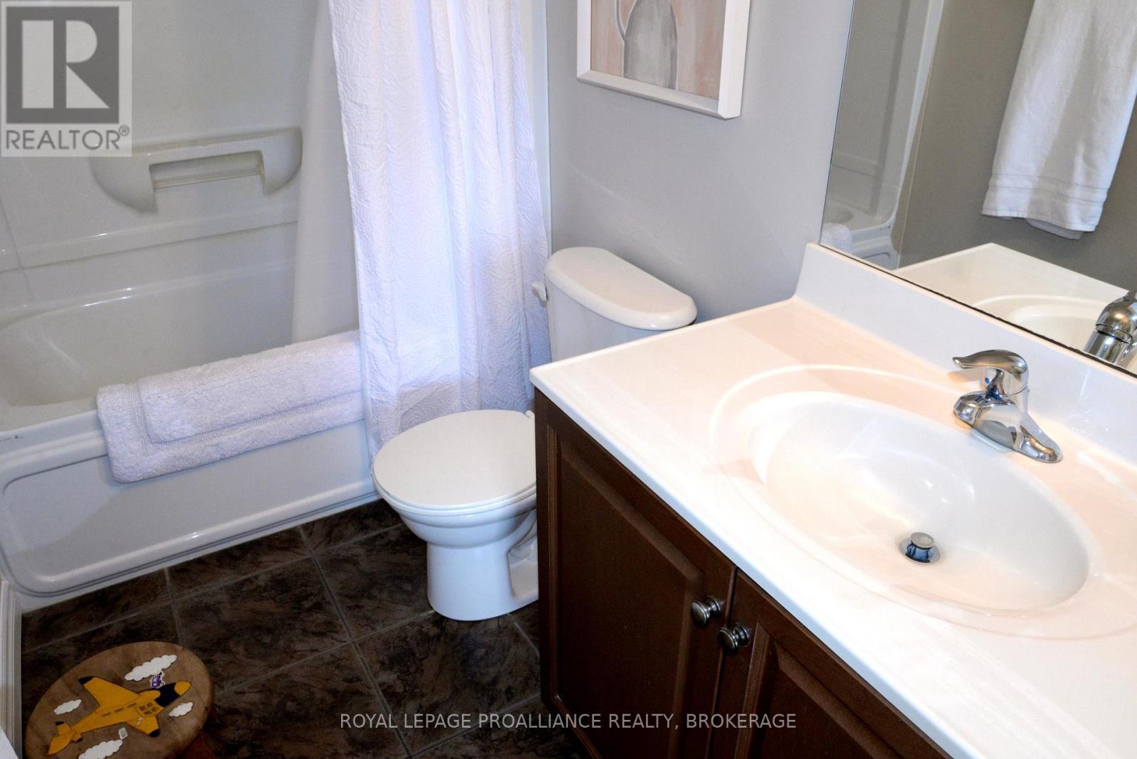












4153 MANGAN BOULEVARD

,
Kingston (City North of 401),




Ontario
K0H2N0

