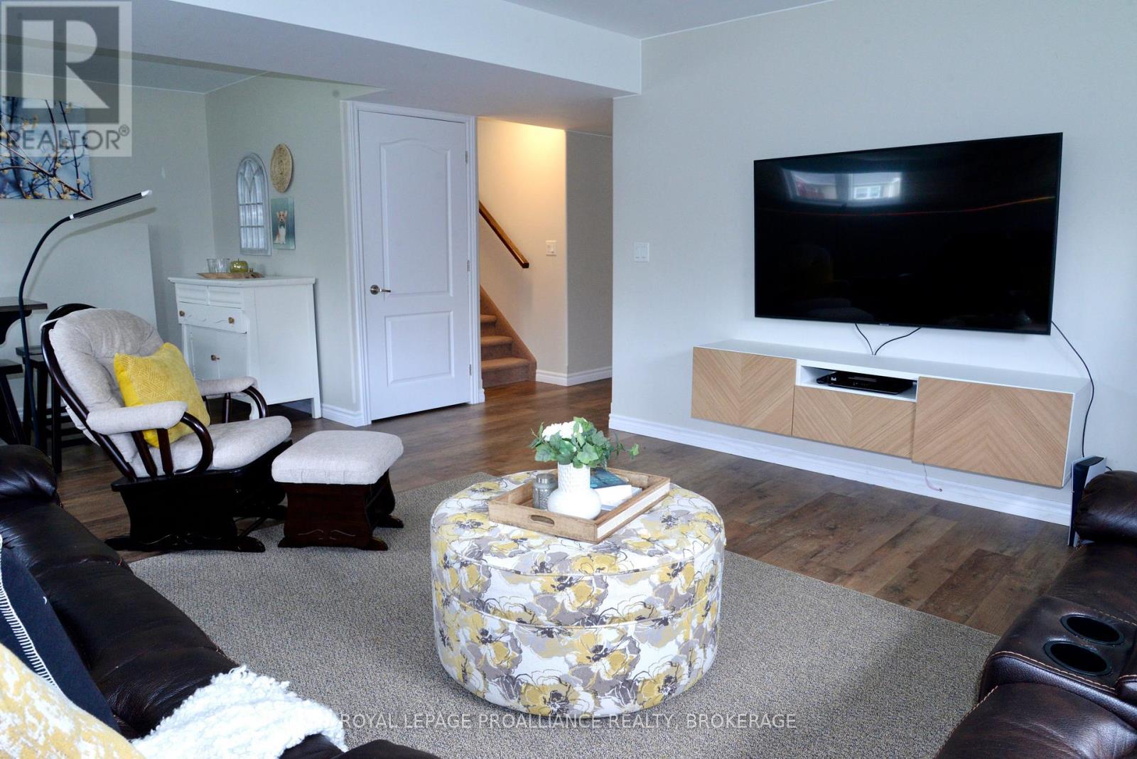 












4153 MANGAN BOULEVARD

,
Kingston (City North of 401),




Ontario
K0H2N0

