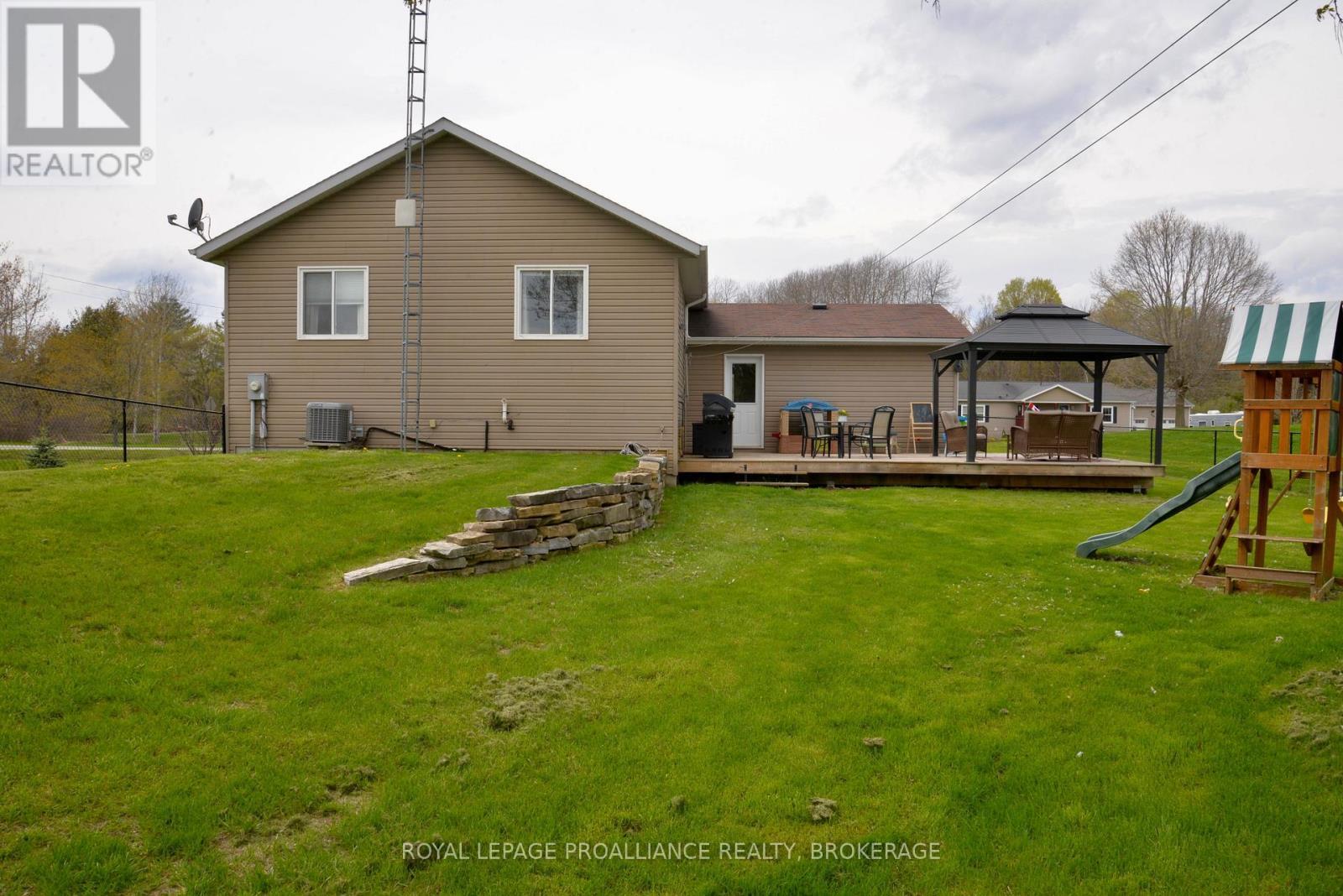 












4153 MANGAN BOULEVARD

,
Kingston (City North of 401),




Ontario
K0H2N0

