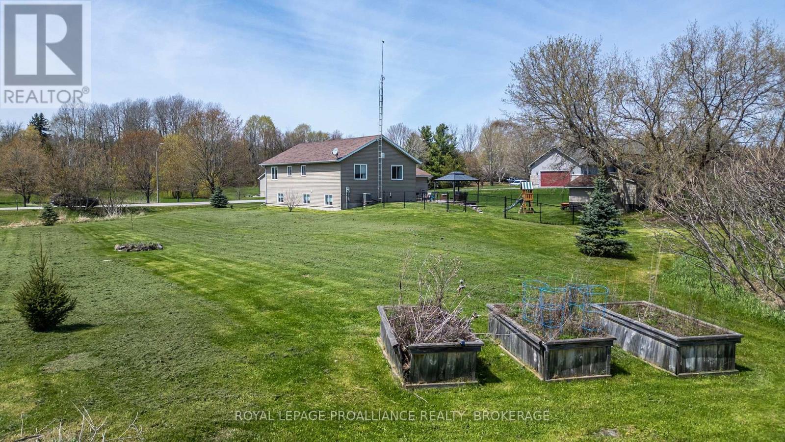 












4153 MANGAN BOULEVARD

,
Kingston (City North of 401),




Ontario
K0H2N0

