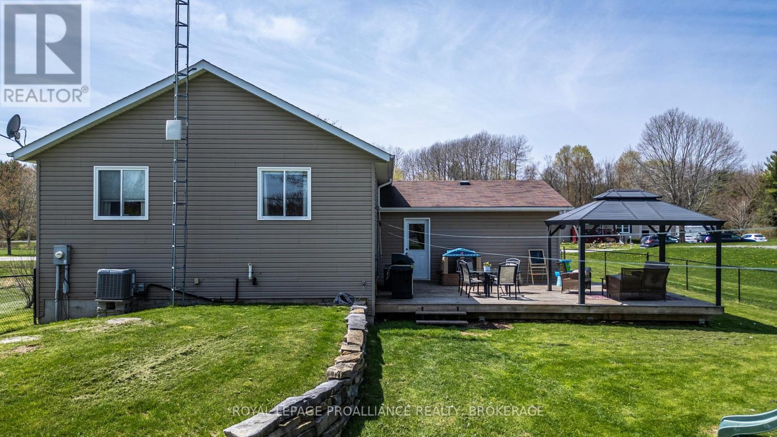 












4153 MANGAN BOULEVARD

,
Kingston (City North of 401),




Ontario
K0H2N0

