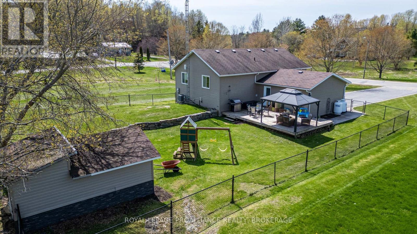 












4153 MANGAN BOULEVARD

,
Kingston (City North of 401),




Ontario
K0H2N0

