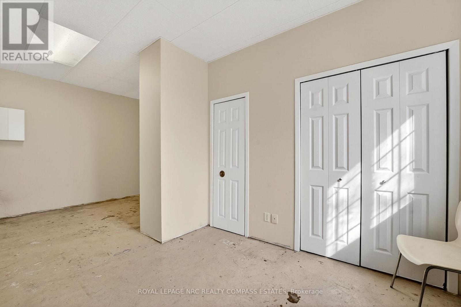 












31 QUEEN MARY DRIVE

,
St. Catharines (Downtown),




Ontario
L2R2J3

