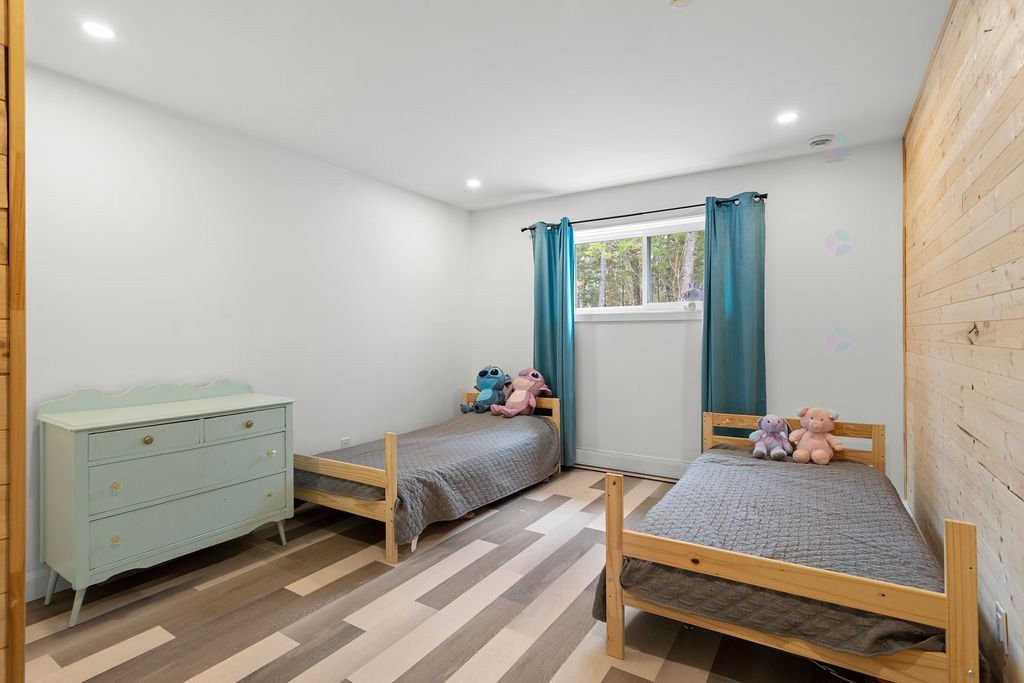 









10


Rue des Gemmes

,
Sainte-Marguerite-du-Lac-Masson,




QC
J0T2N0

