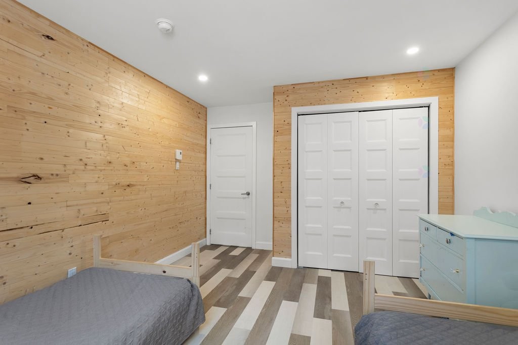 









10


Rue des Gemmes

,
Sainte-Marguerite-du-Lac-Masson,




QC
J0T2N0

