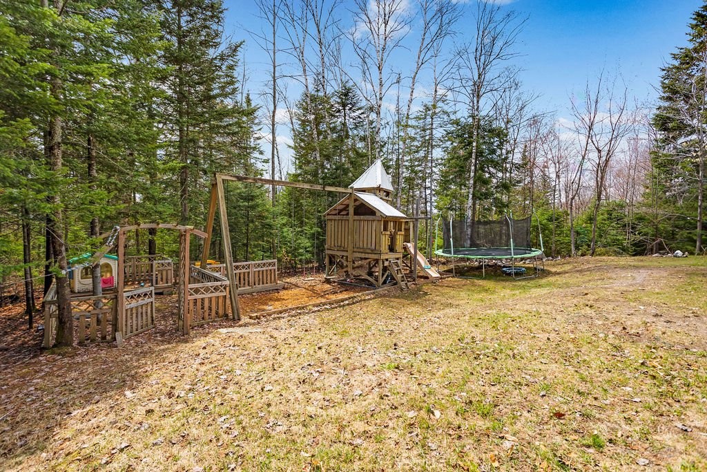









10


Rue des Gemmes

,
Sainte-Marguerite-du-Lac-Masson,




QC
J0T2N0

