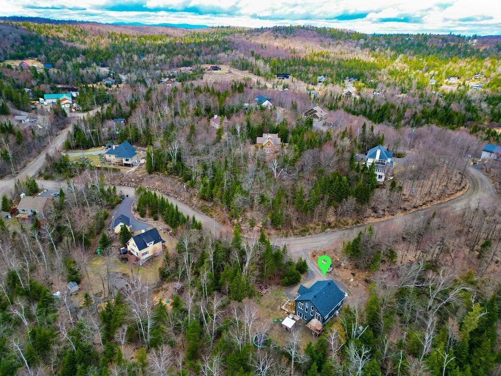 









10


Rue des Gemmes

,
Sainte-Marguerite-du-Lac-Masson,




QC
J0T2N0

