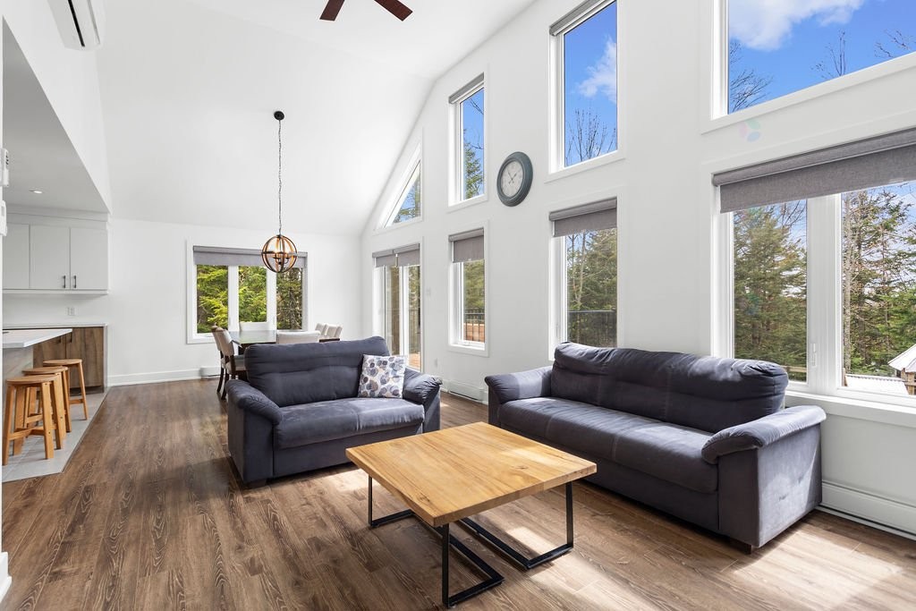 









10


Rue des Gemmes

,
Sainte-Marguerite-du-Lac-Masson,




QC
J0T2N0


