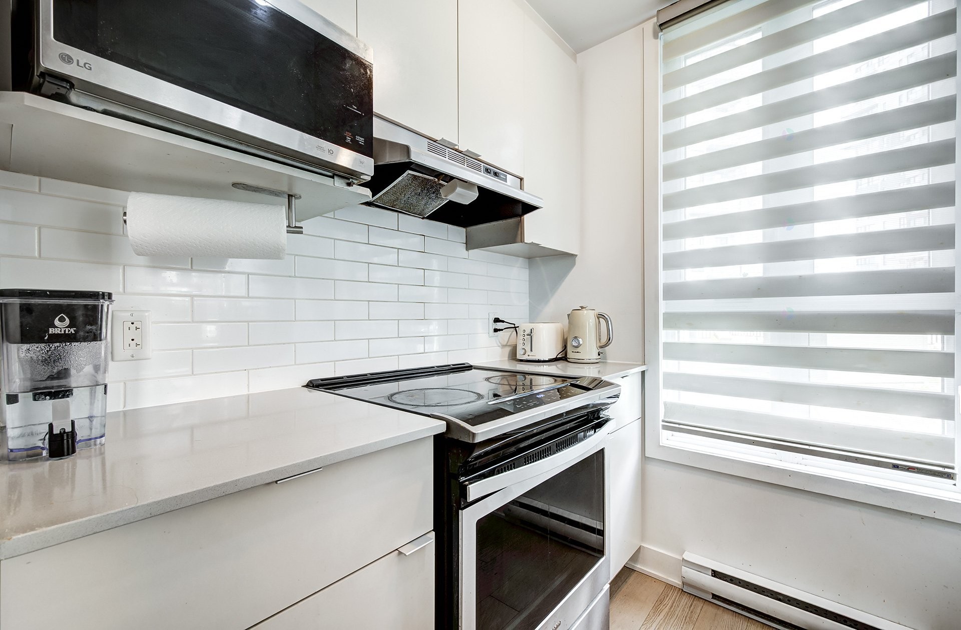 









1700


Rue Viola-Desmond

, 114,
Montréal (LaSalle),




QC
H8N0H1

