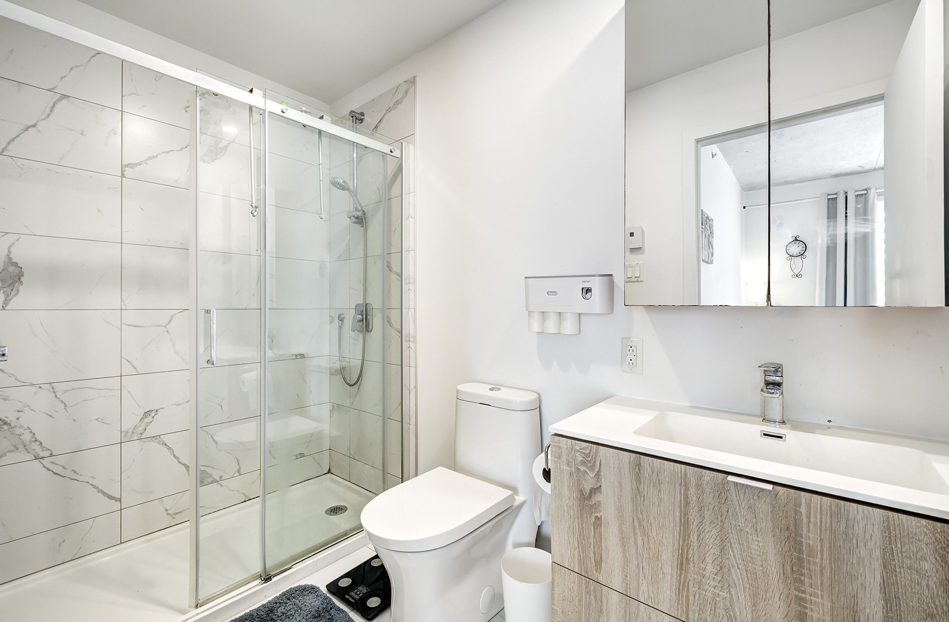 









1700


Rue Viola-Desmond

, 114,
Montréal (LaSalle),




QC
H8N0H1

