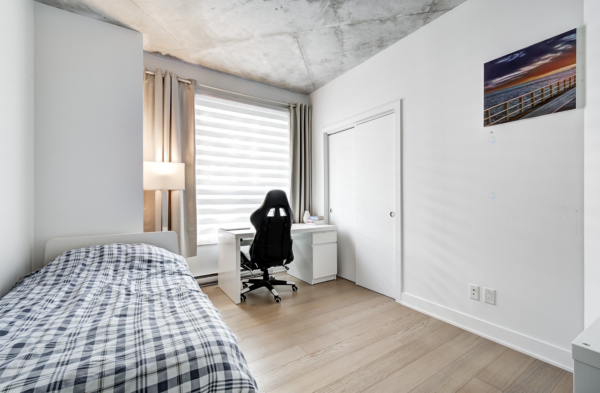 









1700


Rue Viola-Desmond

, 114,
Montréal (LaSalle),




QC
H8N0H1

