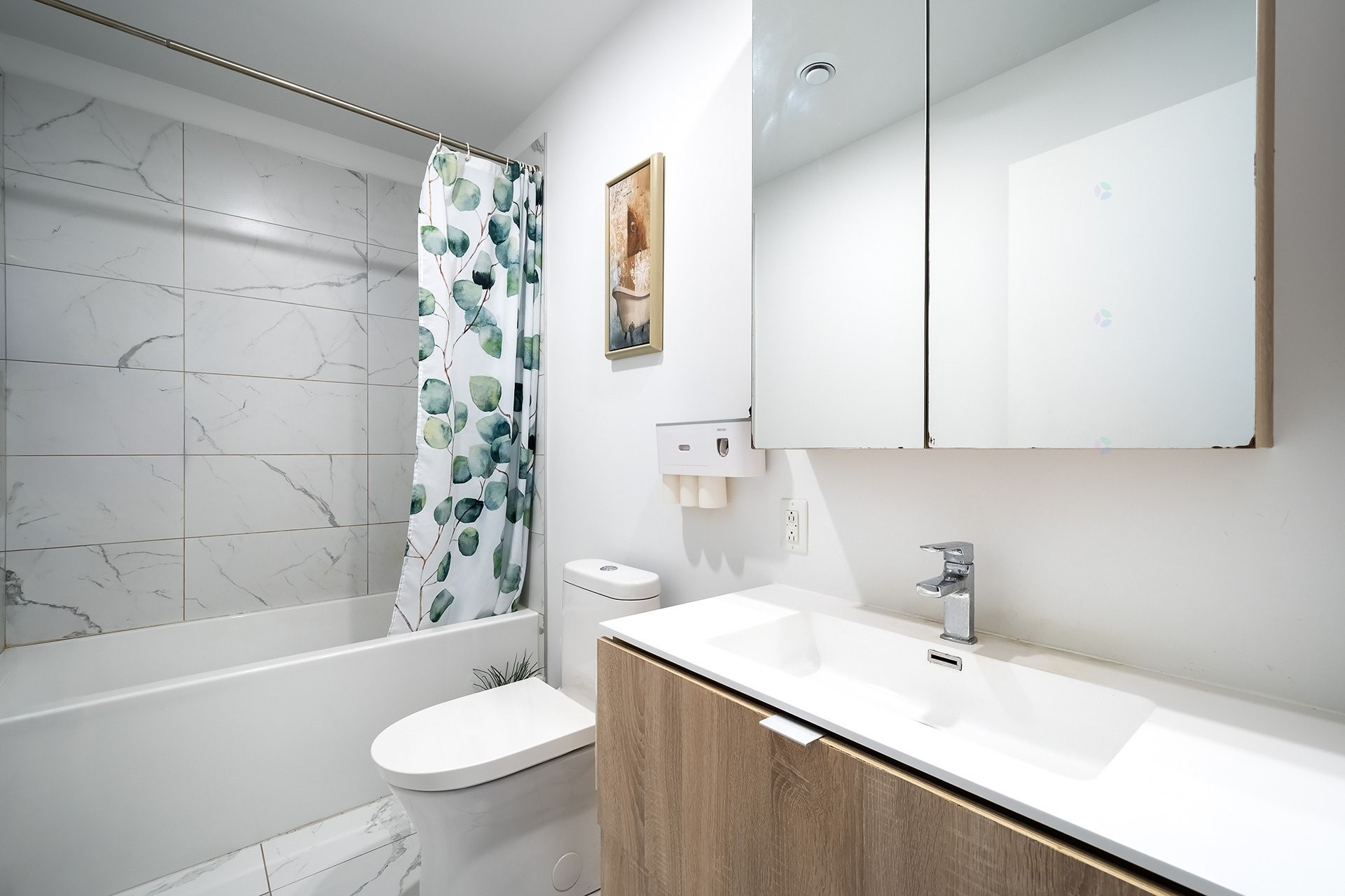 









1700


Rue Viola-Desmond

, 114,
Montréal (LaSalle),




QC
H8N0H1

