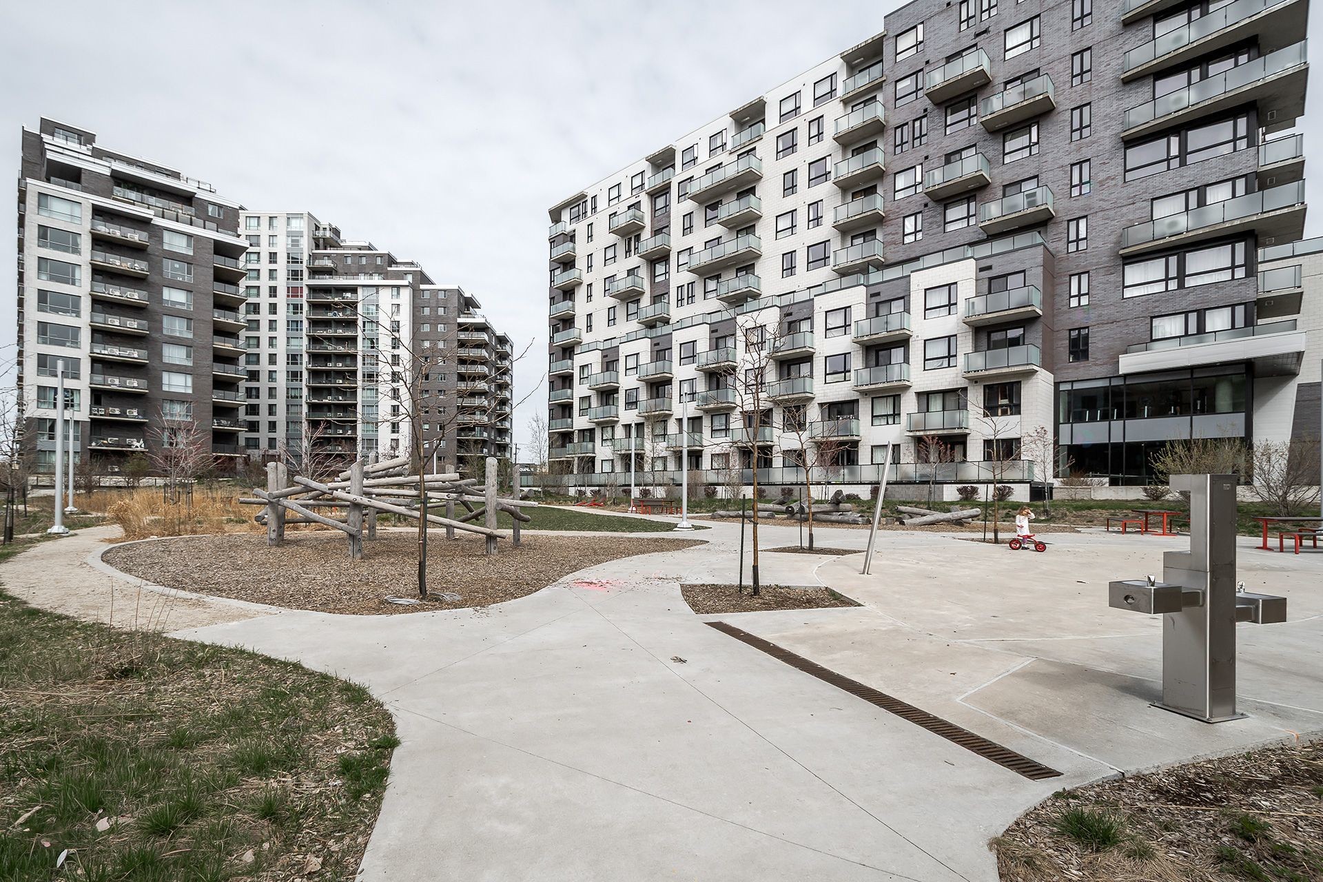 









1700


Rue Viola-Desmond

, 114,
Montréal (LaSalle),




QC
H8N0H1


