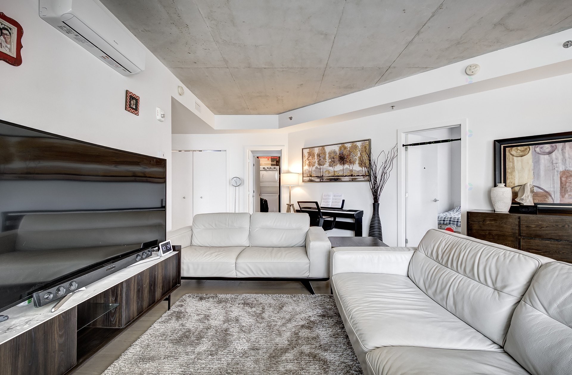 









1700


Rue Viola-Desmond

, 114,
Montréal (LaSalle),




QC
H8N0H1

