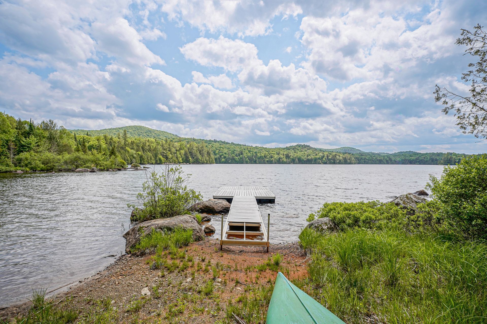 









431


Ch. du Lac-Earl E.

,
Montcalm,




QC
J0T2V0


