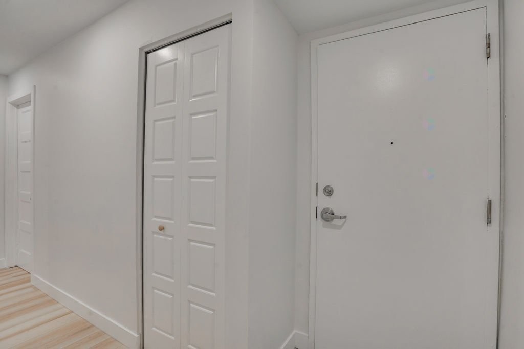 









183


Rue Mutchmore

, 1,
Gatineau (Hull),




QC
J8Y3T8

