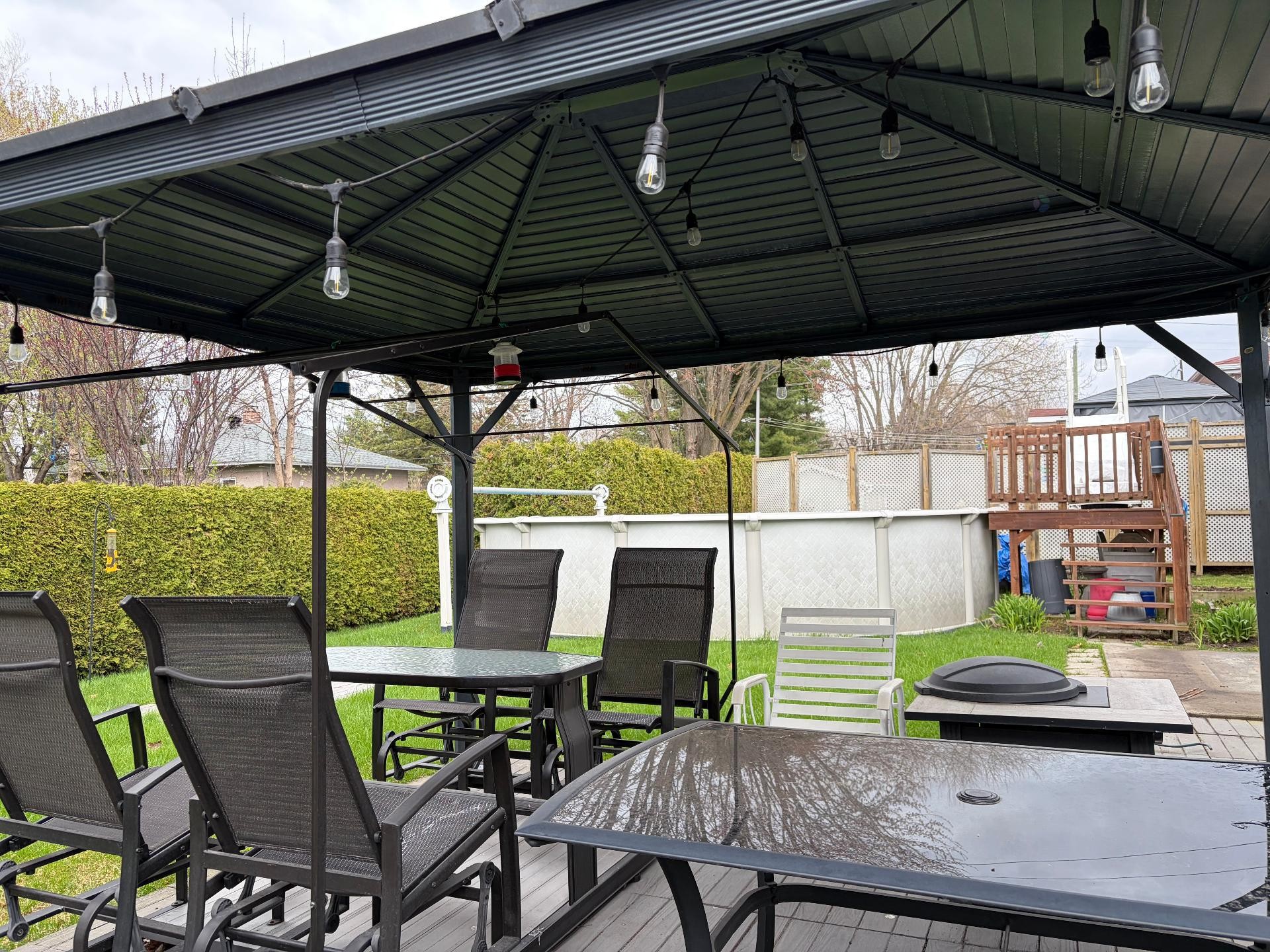 









360


Av. Lupien

,
Louiseville,




QC
J5V1T4

