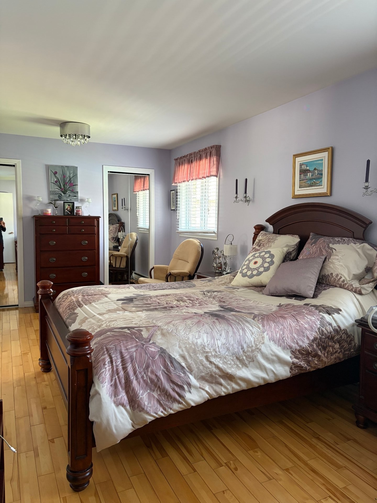









360


Av. Lupien

,
Louiseville,




QC
J5V1T4

