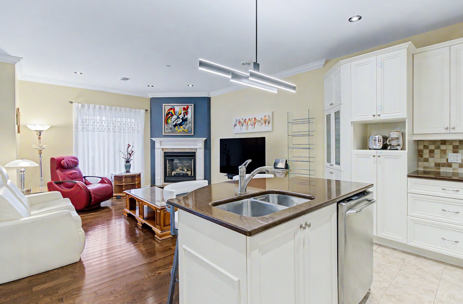 









3000


Boul. De Boucherville

, 206,
Saint-Bruno-de-Montarville,




QC
J3V0B4

