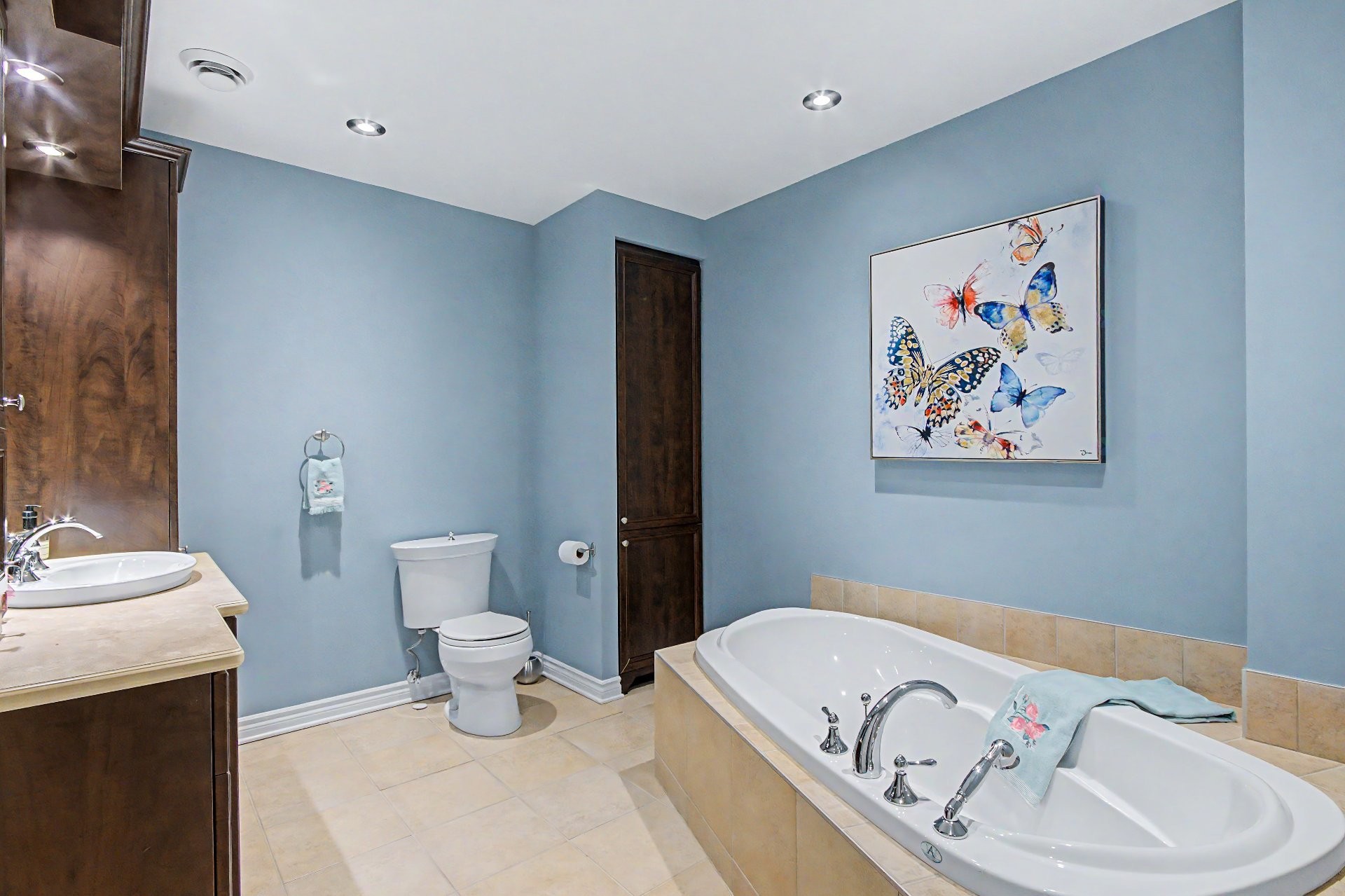









3000


Boul. De Boucherville

, 206,
Saint-Bruno-de-Montarville,




QC
J3V0B4

