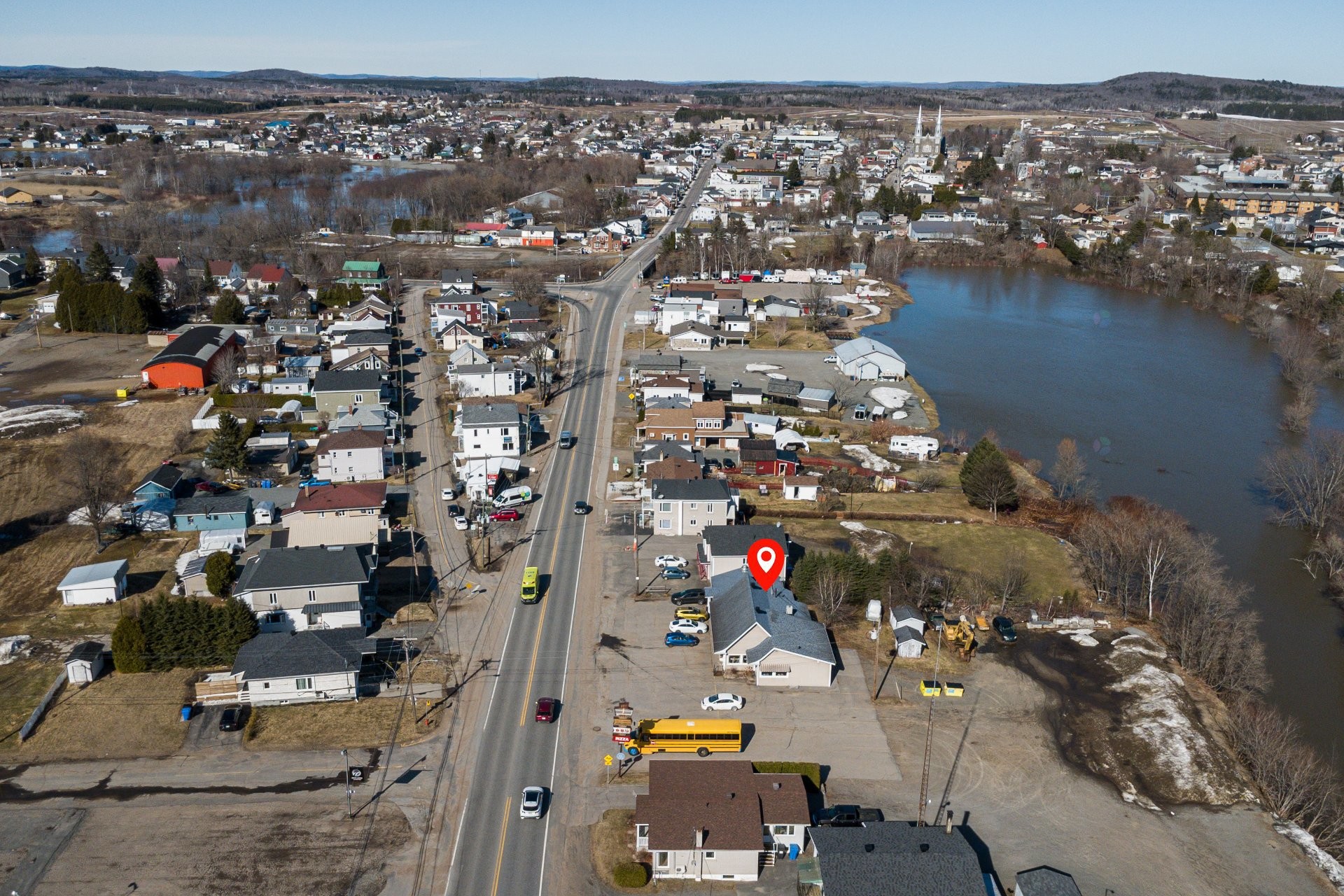 









390

 - 392


Route 153

,
Saint-Tite,




QC
G0X3H0

