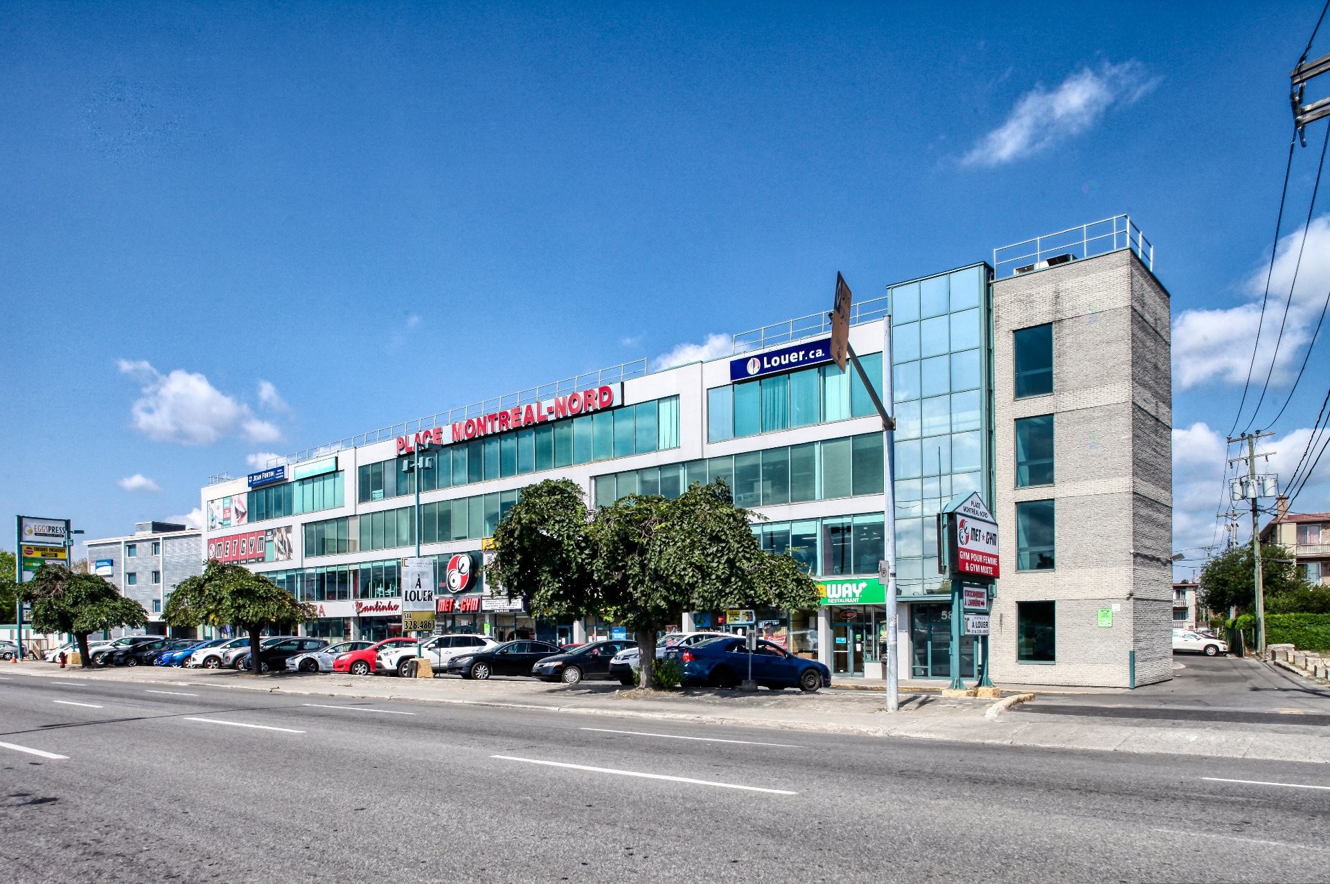 









5805

 - 5879


Boul. Henri-Bourassa E.

, 300,
Montréal (Montréal-Nord),




QC
H1G2V1

