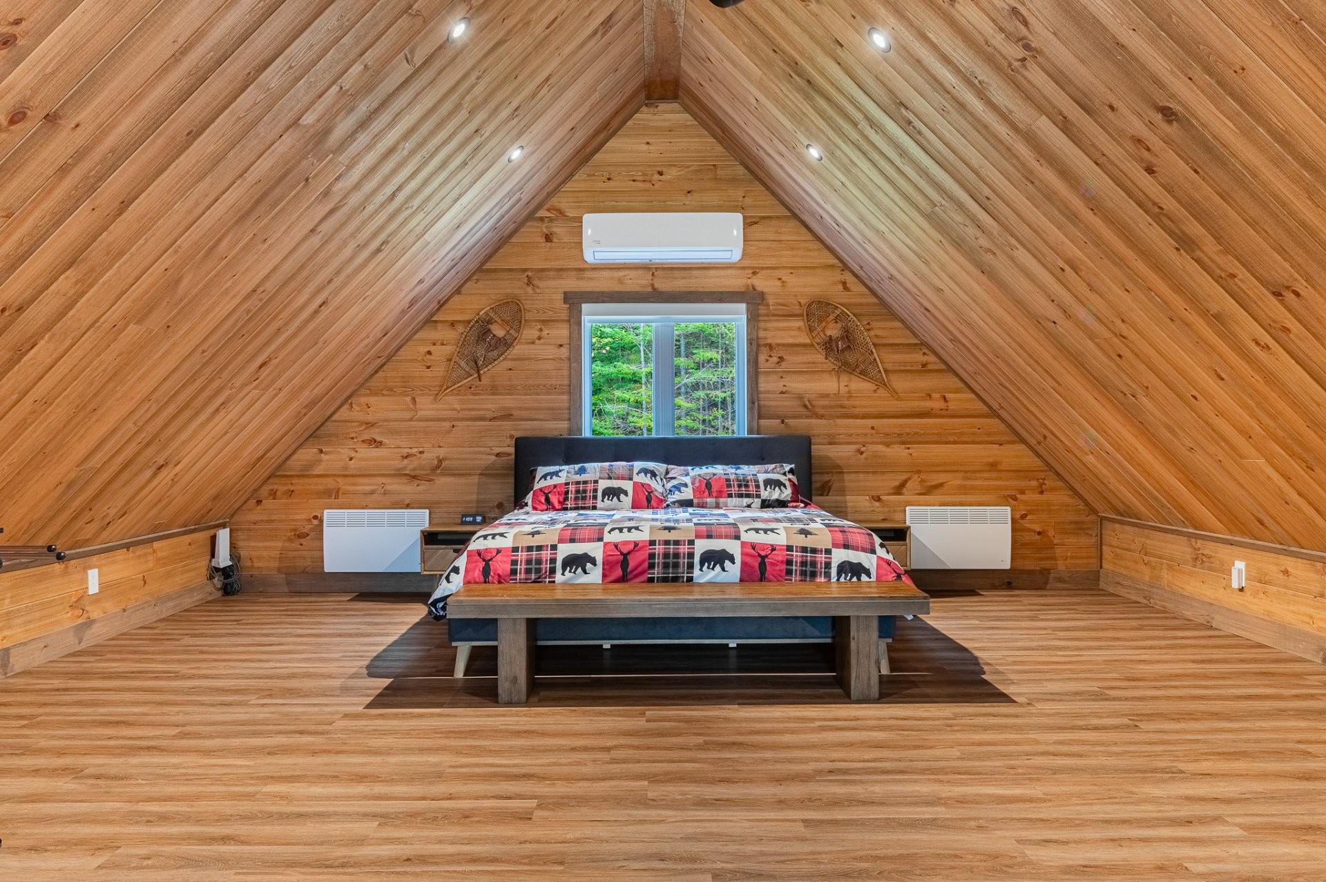 









580


Mtée Brien

,
Lac-Supérieur,




QC
J0T1J0

