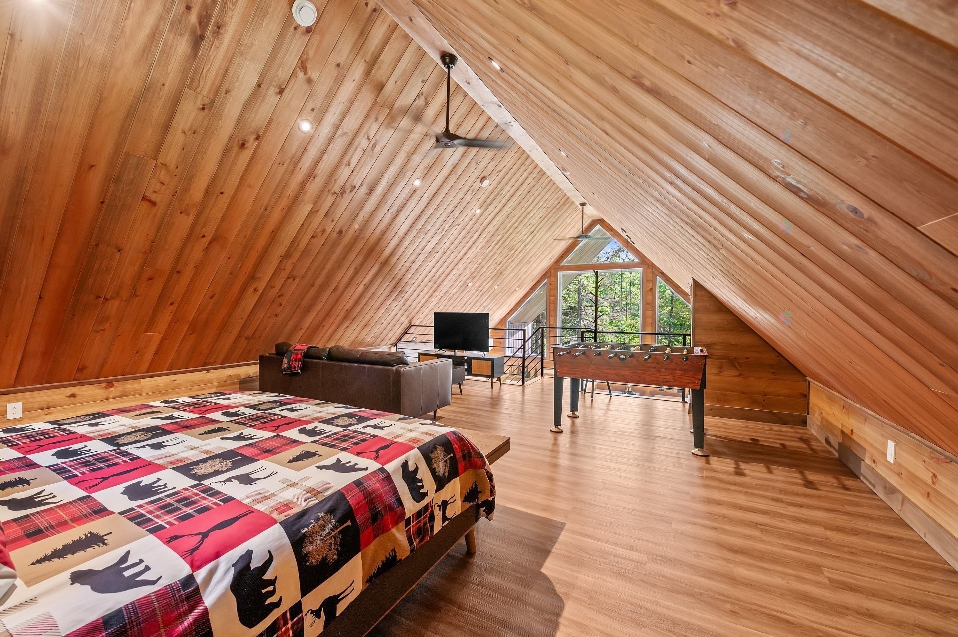 









580


Mtée Brien

,
Lac-Supérieur,




QC
J0T1J0

