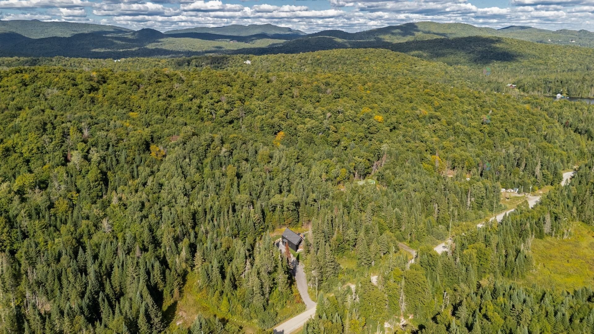 









580


Mtée Brien

,
Lac-Supérieur,




QC
J0T1J0

