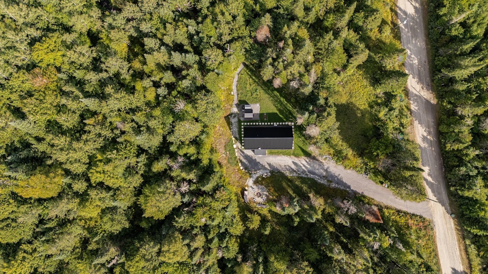 









580


Mtée Brien

,
Lac-Supérieur,




QC
J0T1J0

