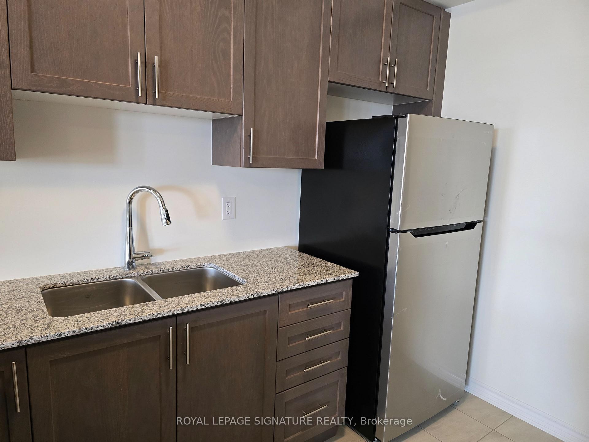 









30


Twinflower

Way,
Brampton,




ON
L6P 0A1

