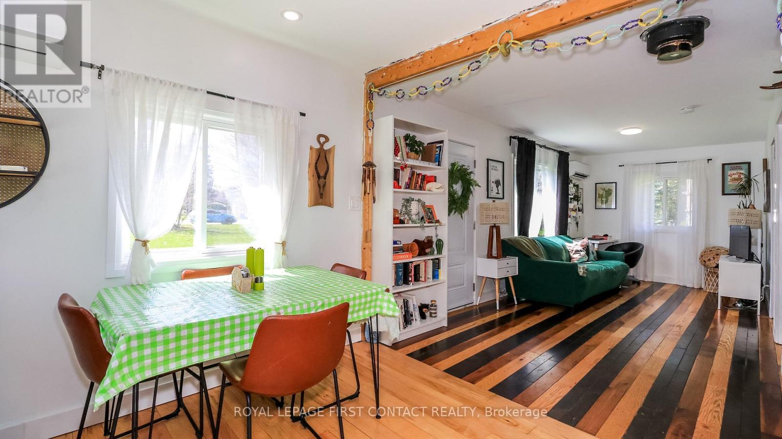 












8332 MAIN STREET

,
Adjala-Tosorontio,




Ontario
L0M1M0


