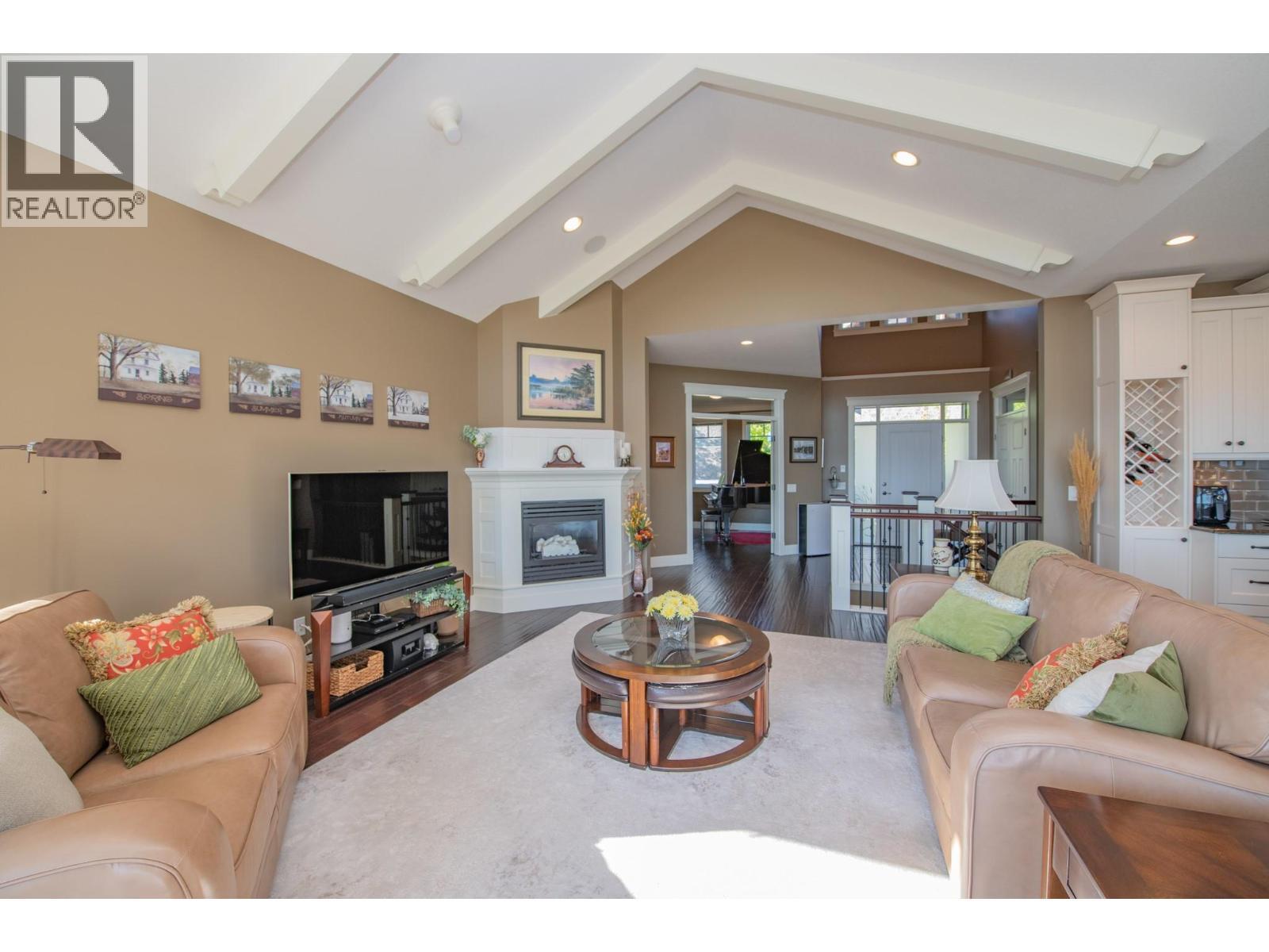 












4300 Camelback Way

,
Vernon,




British Columbia
V1T9W4

