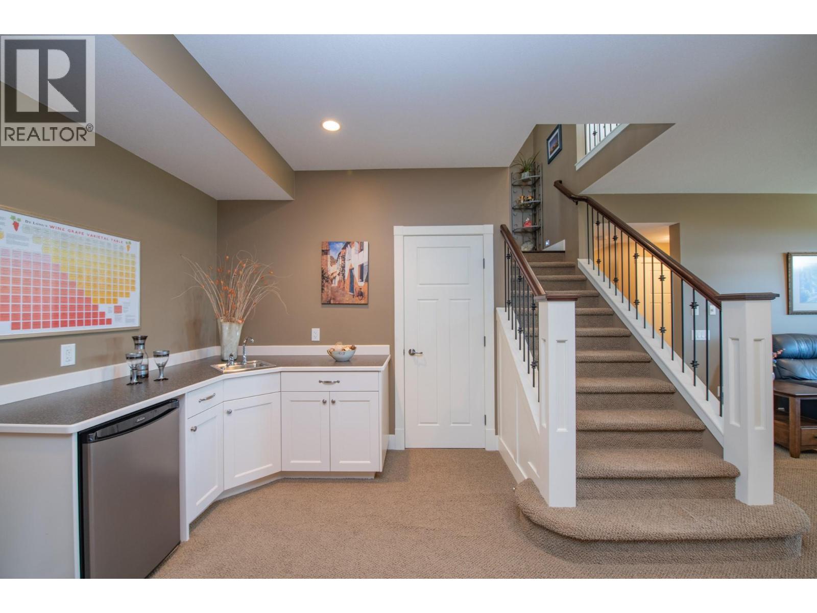 












4300 Camelback Way

,
Vernon,




British Columbia
V1T9W4

