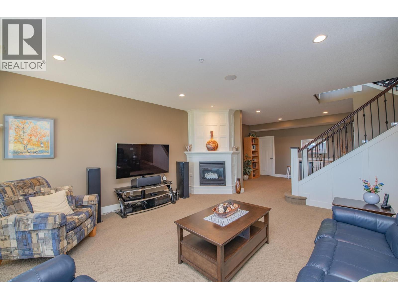 












4300 Camelback Way

,
Vernon,




British Columbia
V1T9W4

