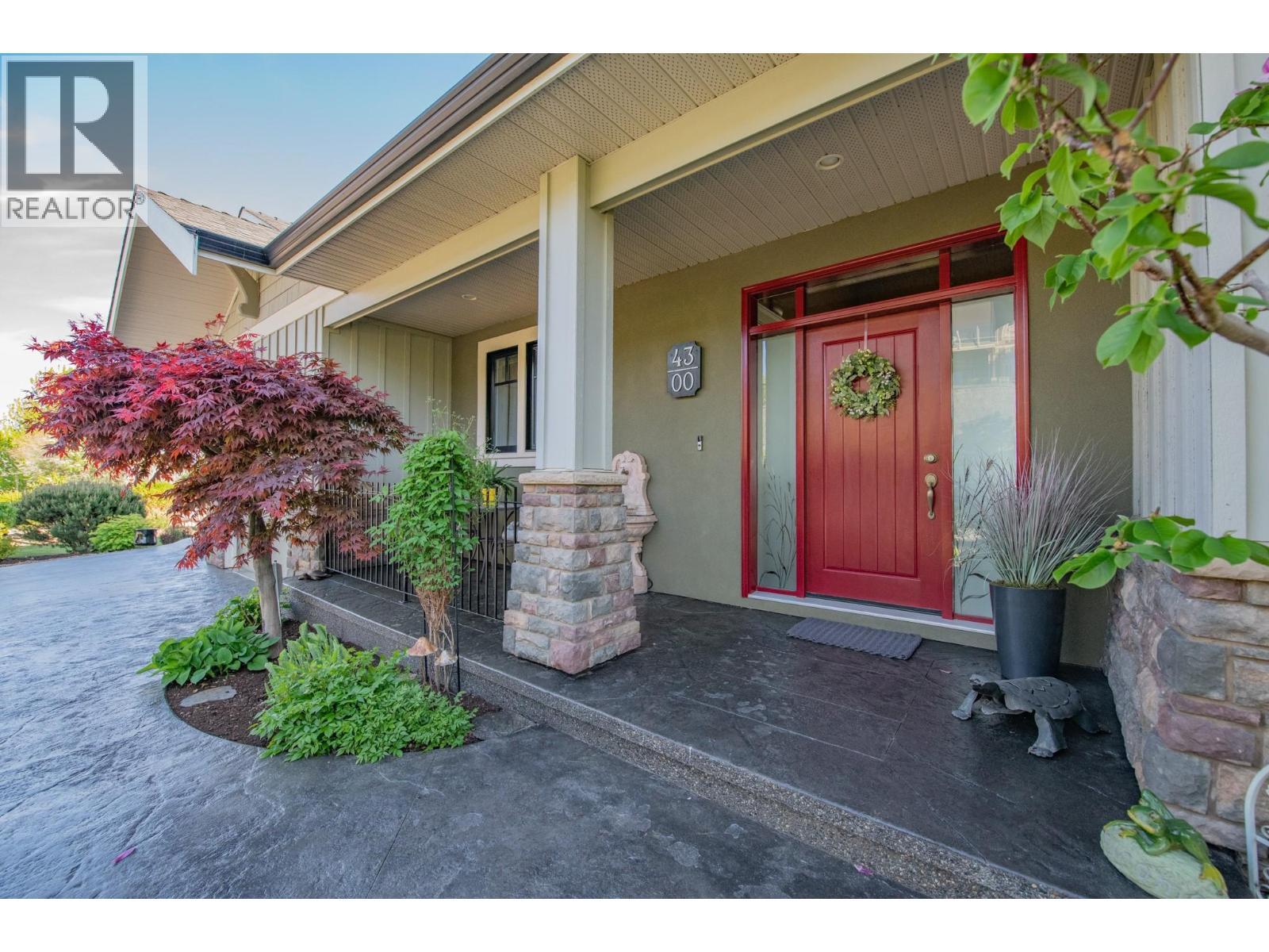 












4300 Camelback Way

,
Vernon,




British Columbia
V1T9W4

