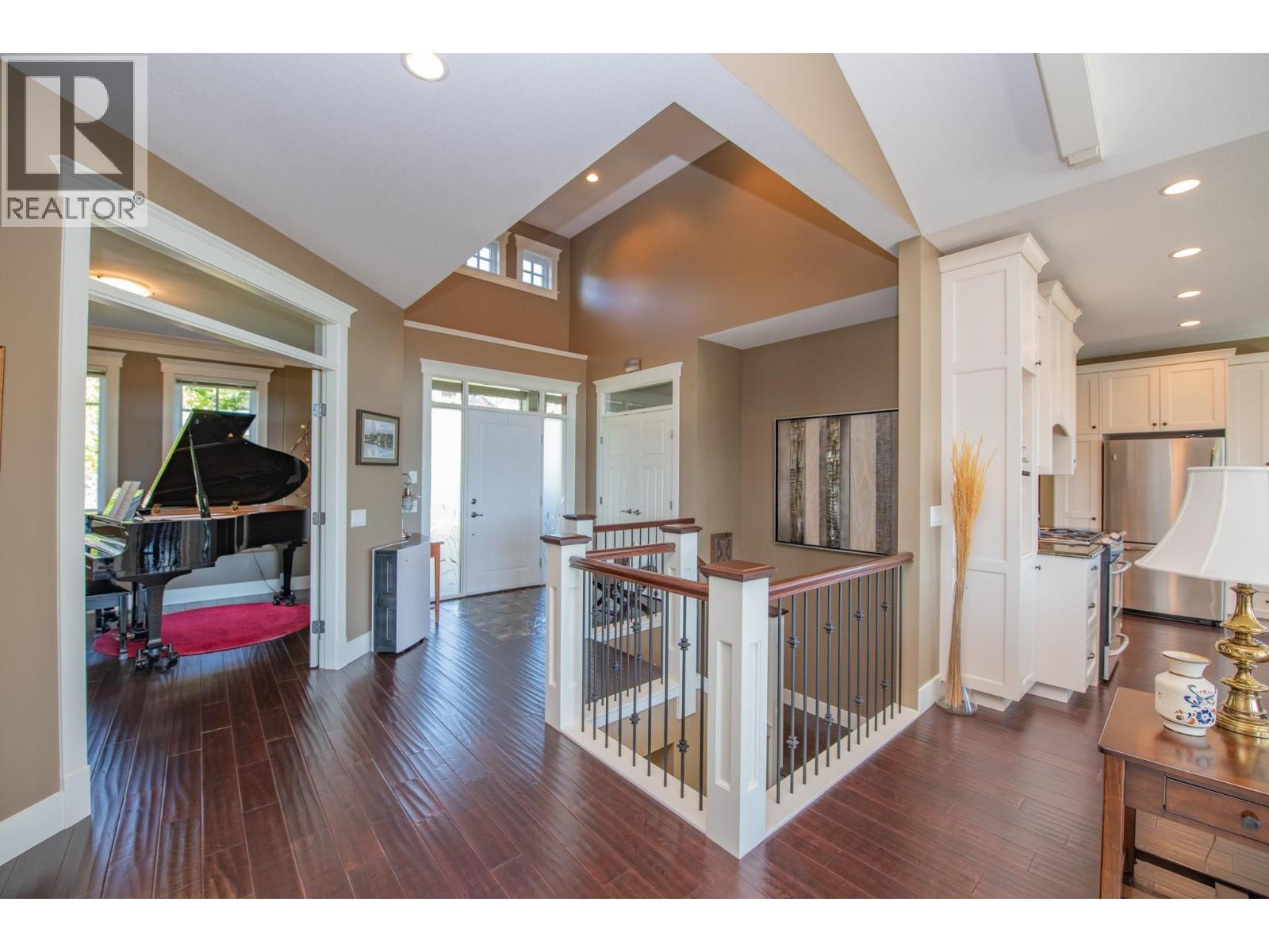 












4300 Camelback Way

,
Vernon,




British Columbia
V1T9W4

