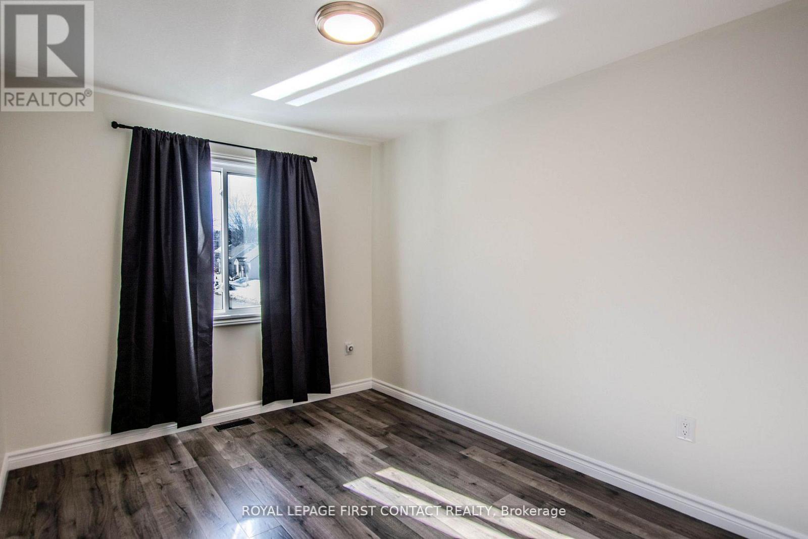 












144 MEMORIAL AVENUE

,
Orillia,




Ontario
L3C5X2

