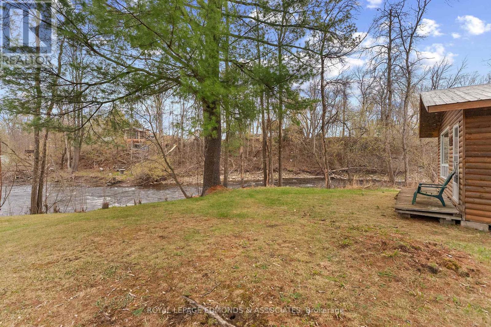 












499 BOUNDARY ROAD E

,
Pembroke,




Ontario
K8A6L7

